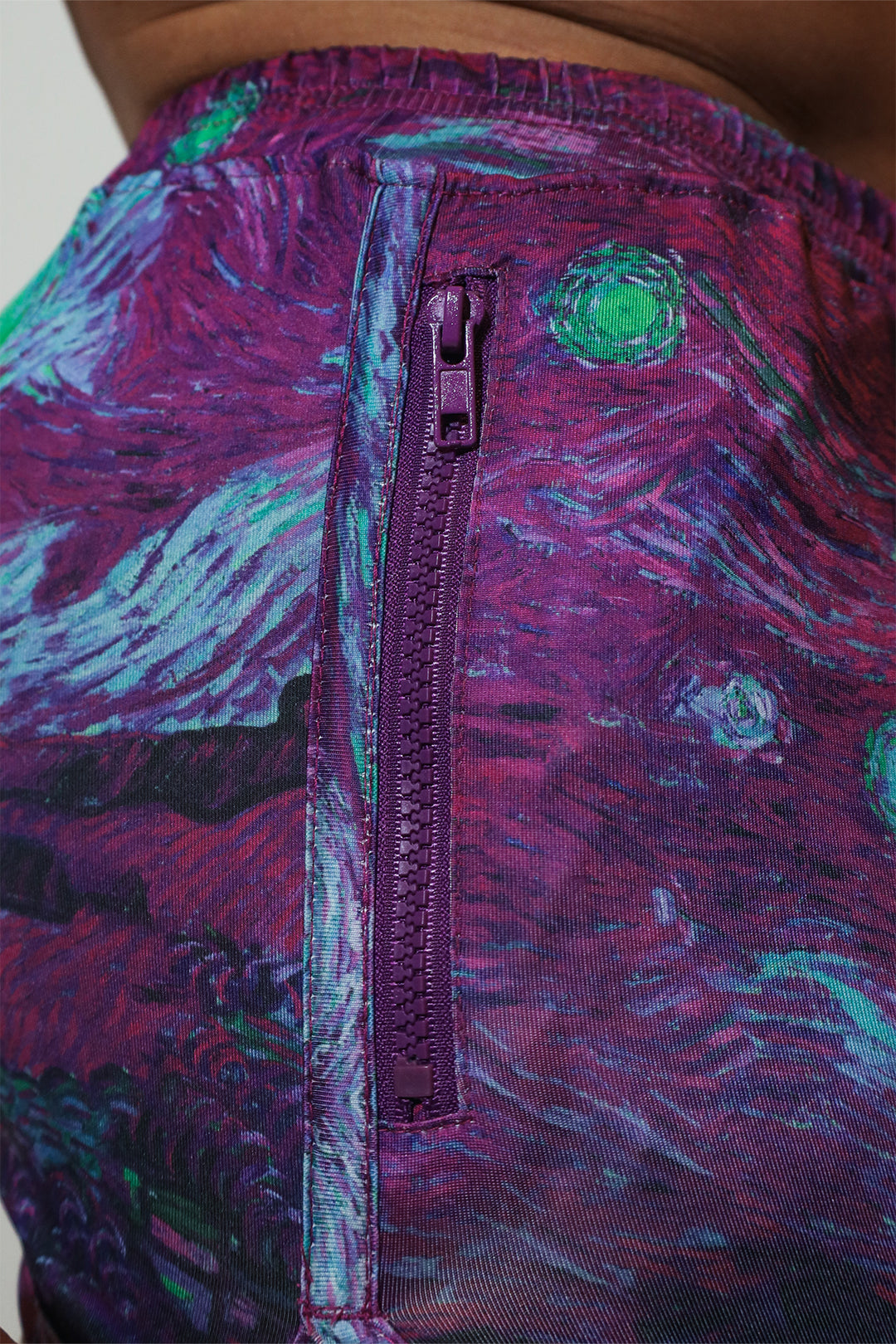 2" Side Split Booty Shorts - Starry Night