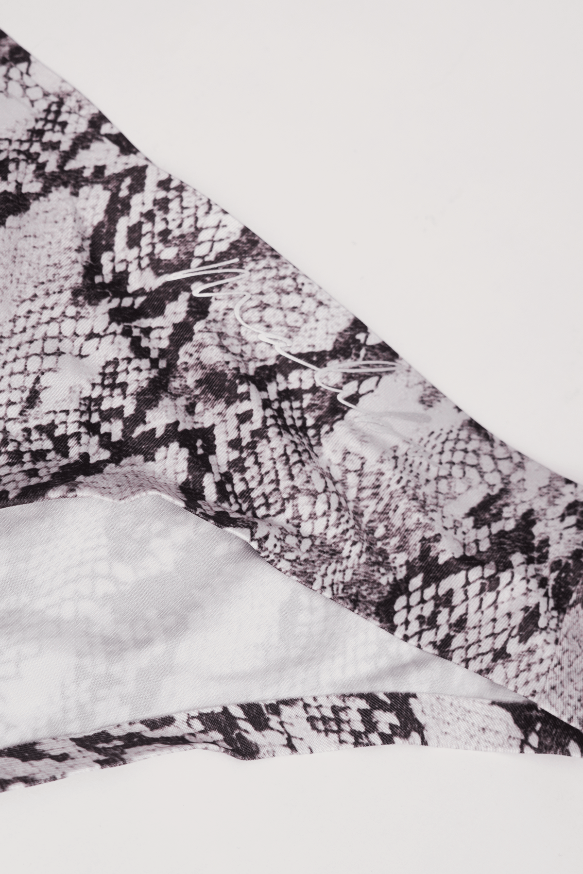 After-Hours Silky Seamless Briefs - Snakeskin - JJ Malibu 